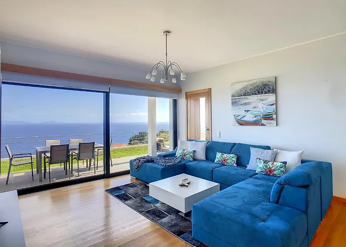 Rising Sun Willa Gaula